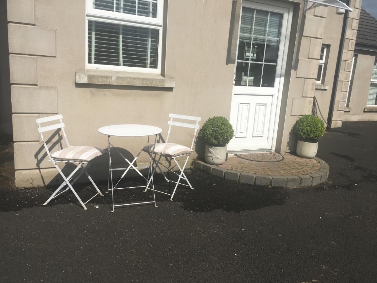 Country House And Spa Coleraine Esterno foto