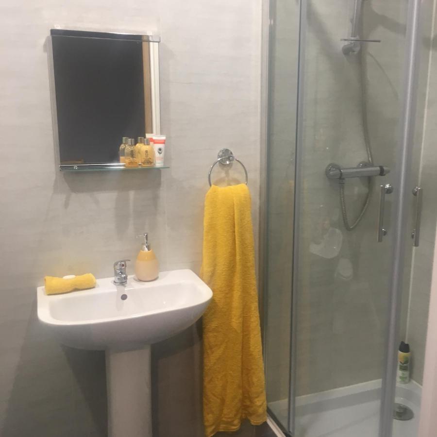 Country House And Spa Coleraine Esterno foto