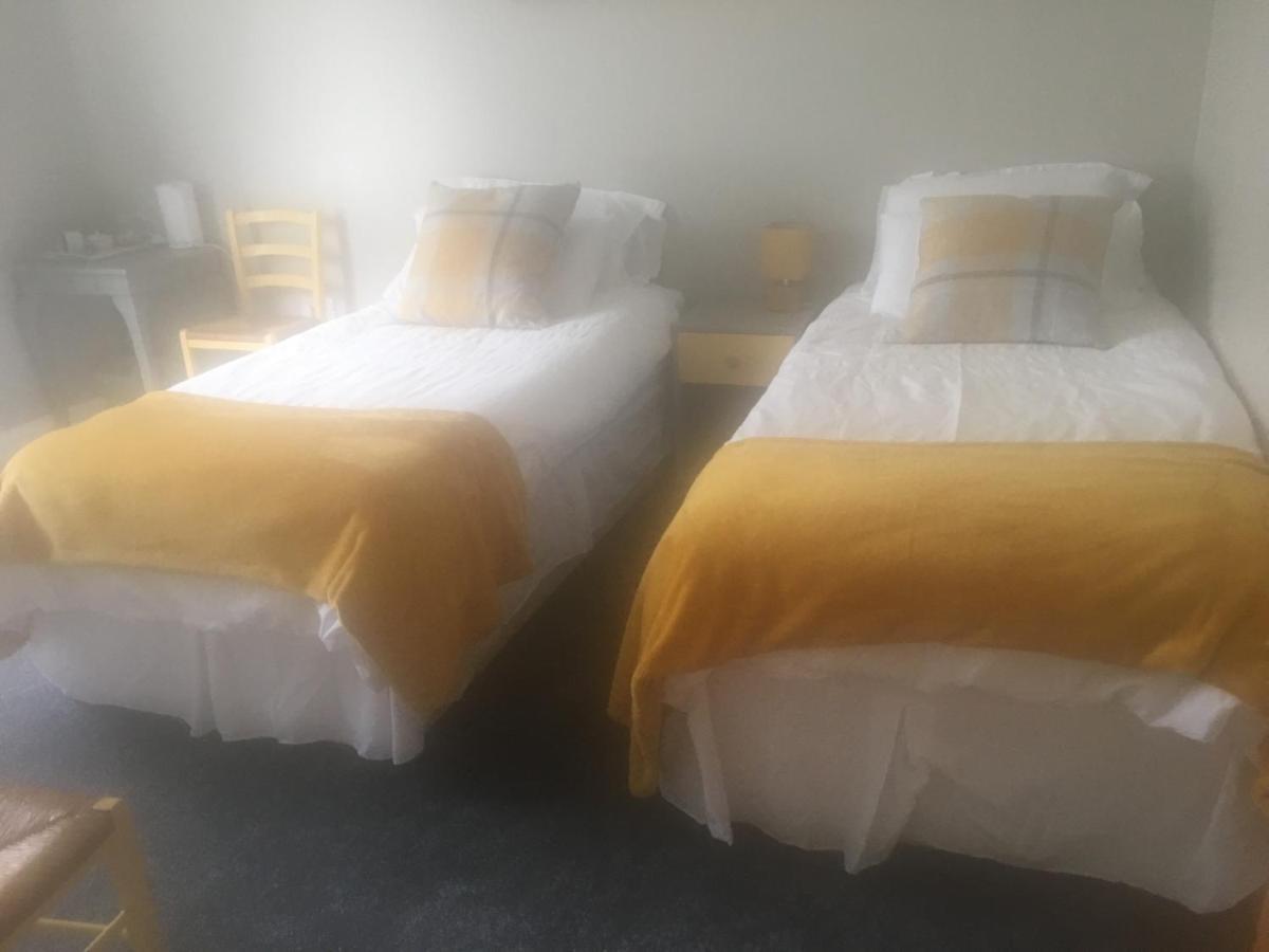 Country House And Spa Coleraine Esterno foto
