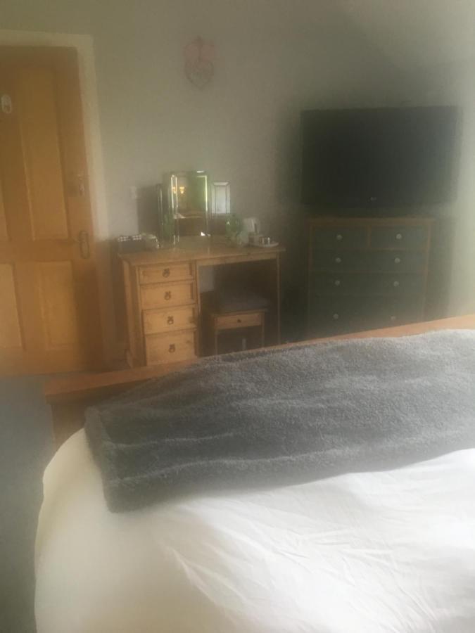Country House And Spa Coleraine Esterno foto