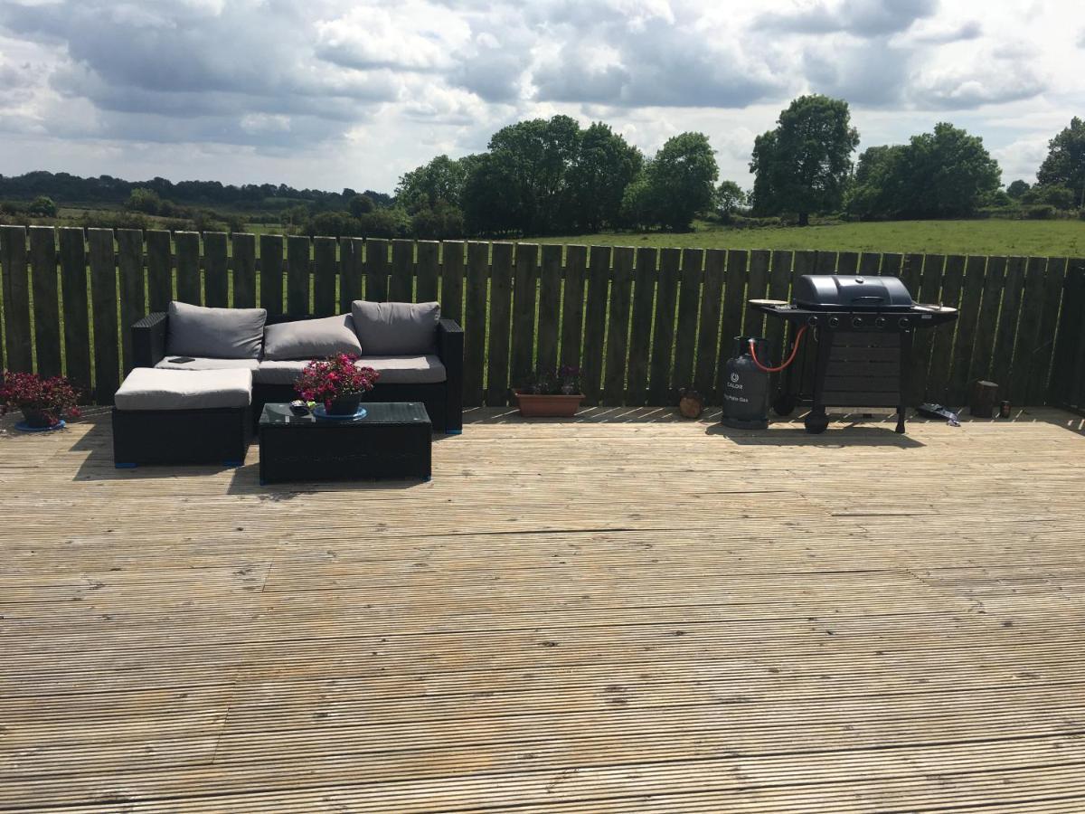 Country House And Spa Coleraine Esterno foto